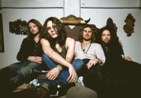Tyler Bryant & the Shakedown