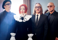 Garbage w trasie  z legendarną grupą Blondie.